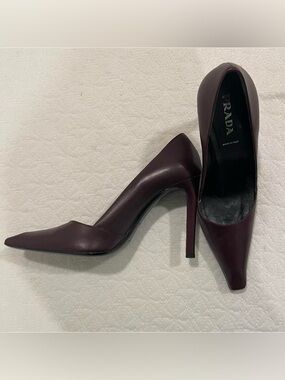 PRADA Pointed-Toe Leather Stiletto Pumps in Deep Burgundy